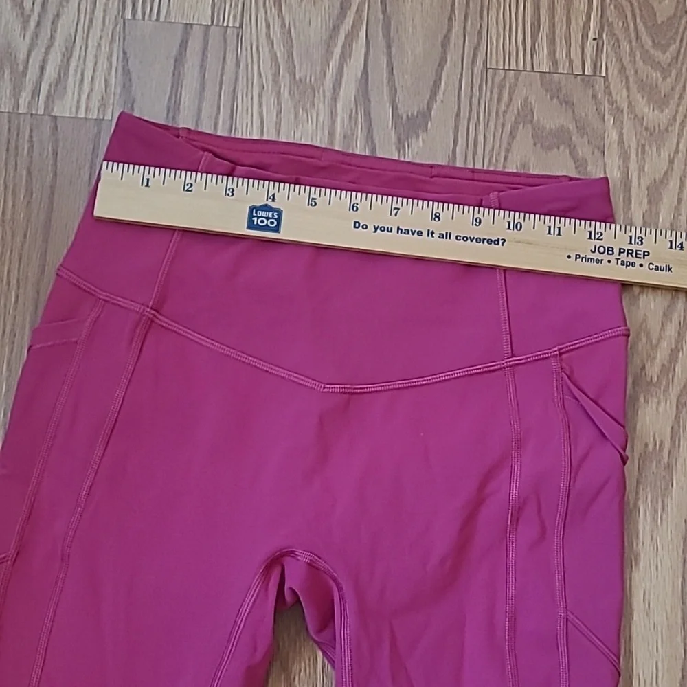 Lululemon All The Right Places Crop II *23" Size 6 - Picture 7 of 13